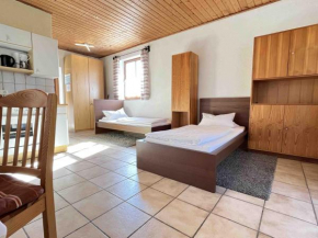 SAD121 - Monteurzimmer in Schwandorf in grüner Lage